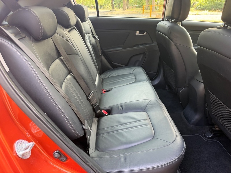 Kia Sportage Crdi 3 VX63DZS Orange #3