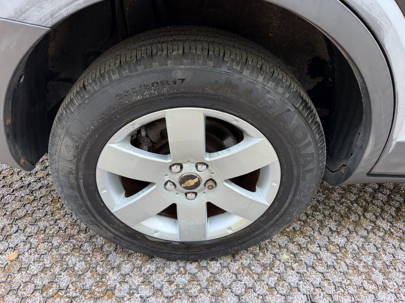 Chevrolet Captiva Black #45