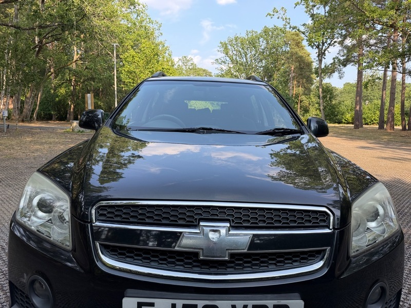 Chevrolet Captiva Black #13