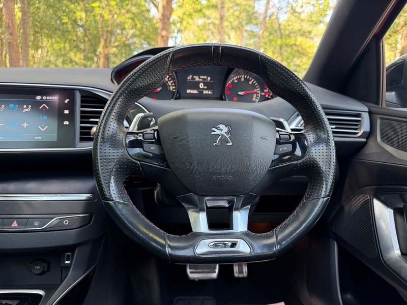 Peugeot 308 Hatchback White #28
