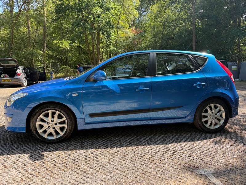 Hyundai I30 Comfort Blue #6