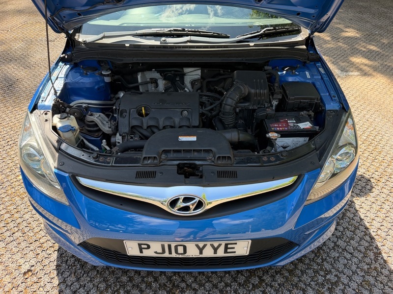 Hyundai I30 1.6 Edition Hatchback Red #49