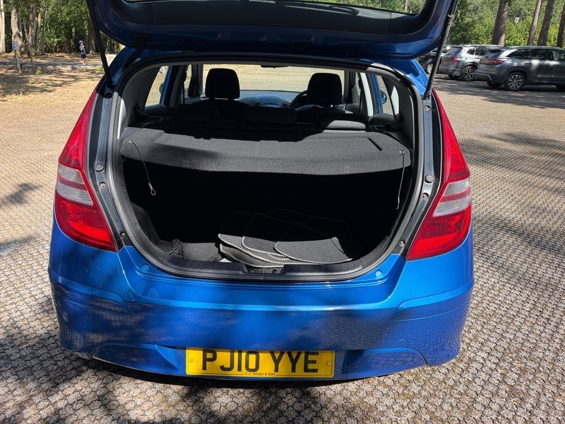 Hyundai I30 1.6 Edition Hatchback Red #40