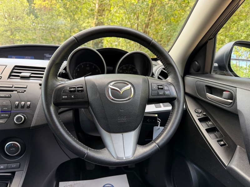 Mazda 3 1.6 Tamura Euro 5 Red #27