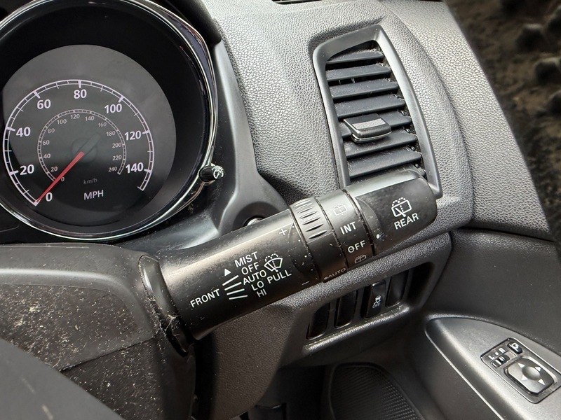 Mitsubishi ASX 1.6 Zc-m 115 Bhp White #32