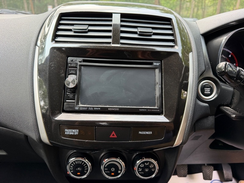 Mitsubishi ASX 1.6 Zc-m 115 Bhp White #28