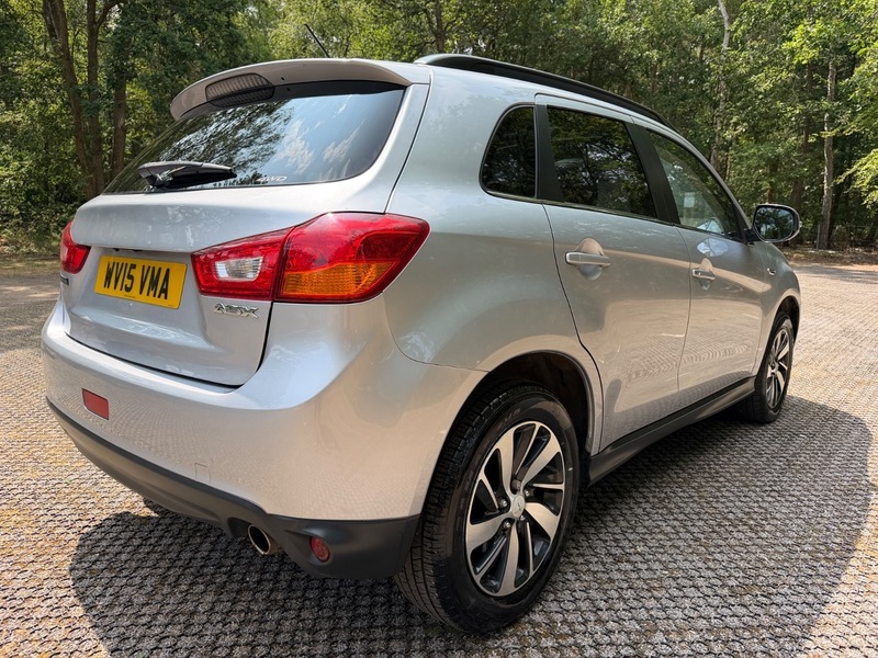 Mitsubishi ASX 1.6 Zc-m 115 Bhp White #8