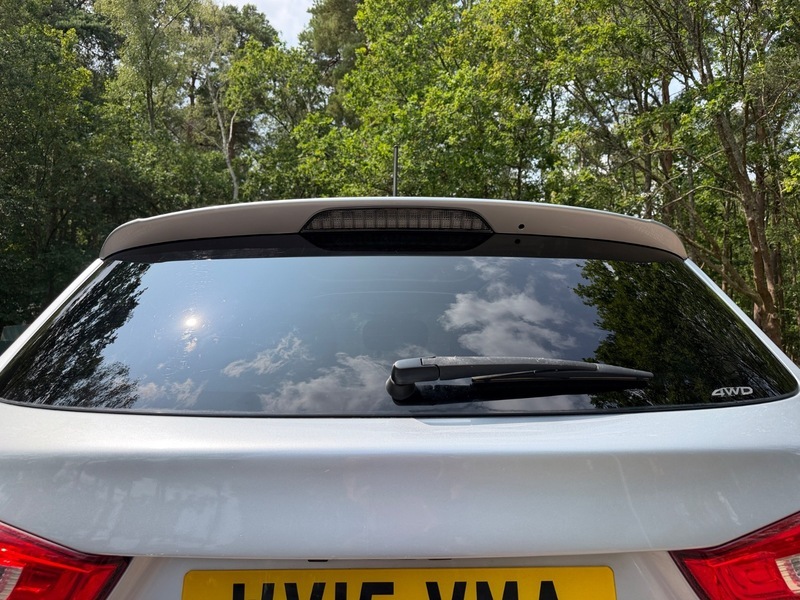 Mitsubishi ASX 1.6 Zc-m 115 Bhp White #43