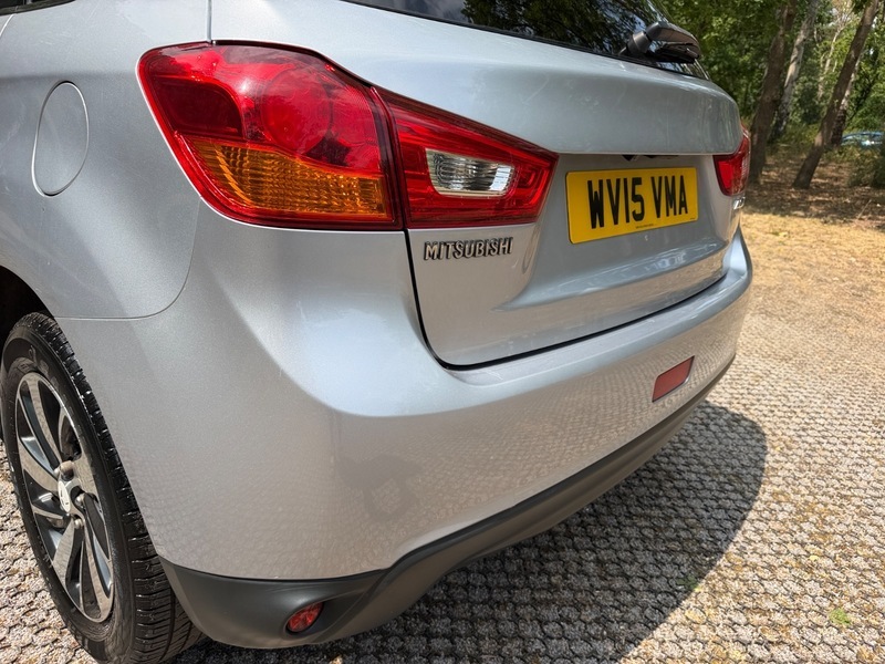 Mitsubishi ASX 1.6 Zc-m 115 Bhp White #42