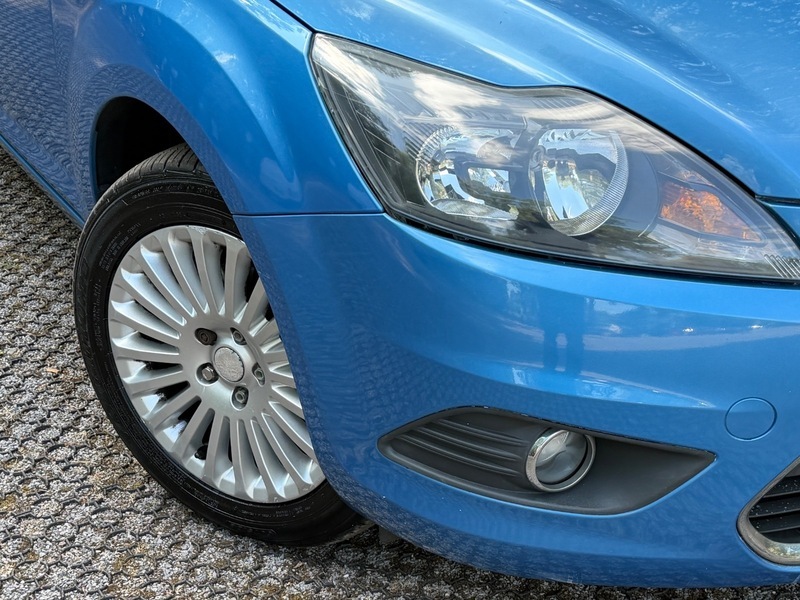 Ford Focus 2.0L Titanium Tdci 136 Bhp Silver #16