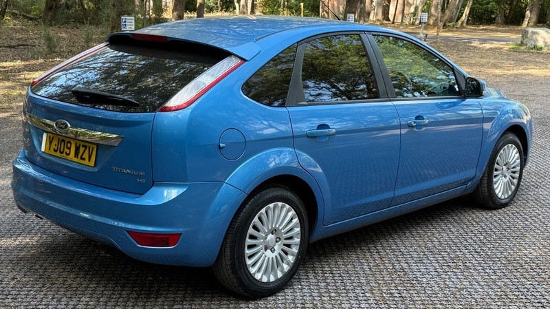 Ford Focus 2.0L Titanium Tdci 136 Bhp Silver #11