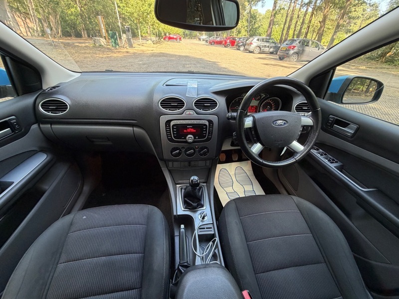 Ford Focus Titanium Blue #3