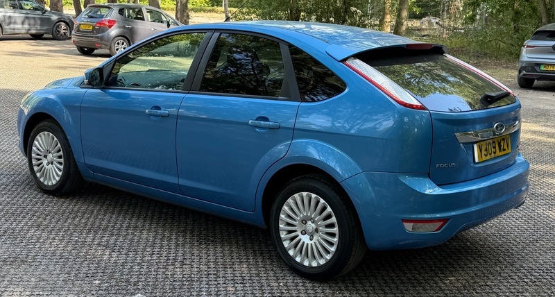 Ford Focus 2.0L Titanium Tdci 136 Bhp Silver #9
