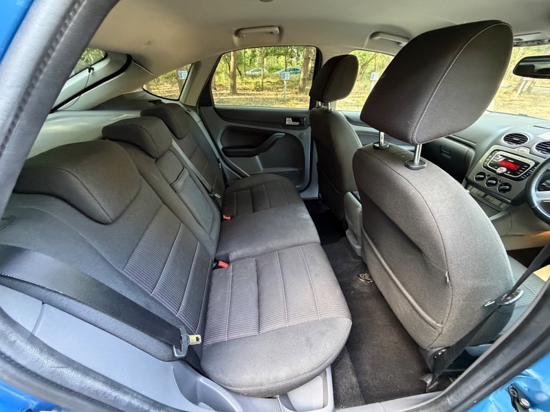 Ford Focus Titanium Blue #5