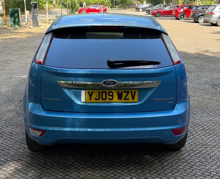 Ford Focus 2.0L Titanium Tdci 136 Bhp Silver #10