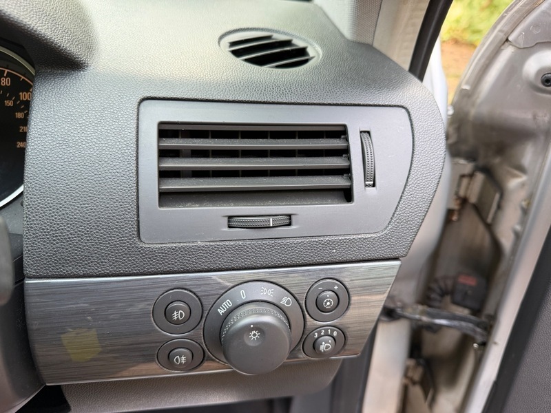 Vauxhall Astra Cdti Club Grey #22