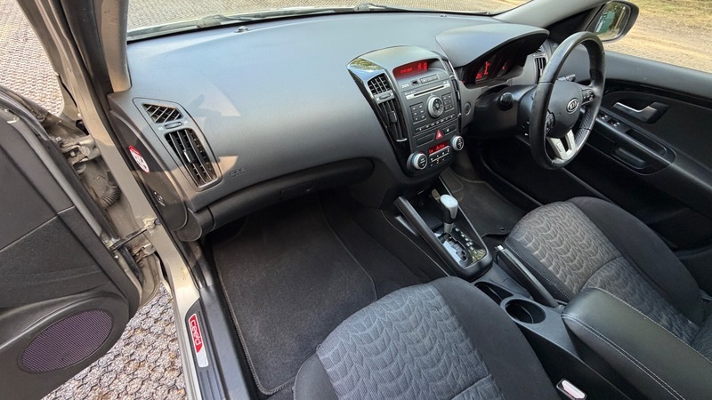 Kia Ceed 1.6 Crdi 3 Sports Silver #29