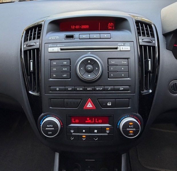 Kia Ceed 1.6 Crdi 3 Sports Silver #35