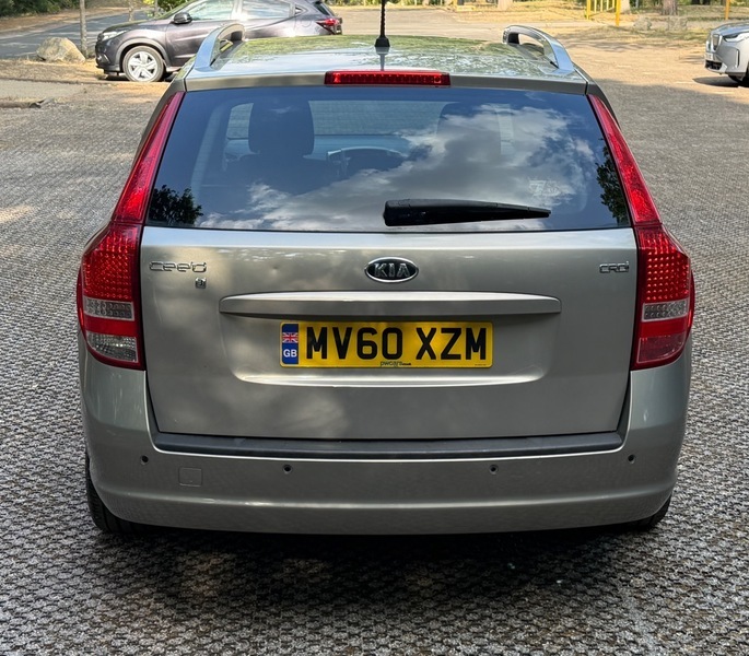 Kia Ceed 1.6 Crdi 3 Sports Silver #8