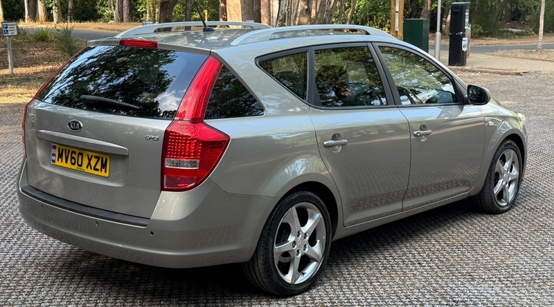 Kia Ceed 1.6 Crdi 3 Sports Silver #9
