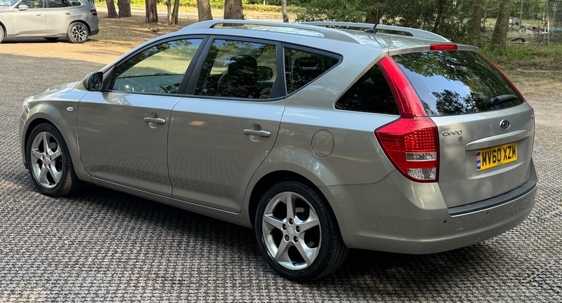 Kia Ceed 1.6 Crdi 3 Sports Silver #13