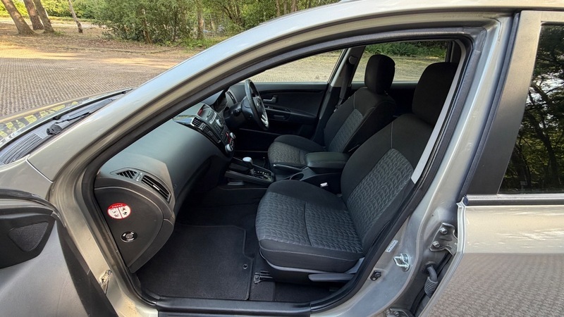 Kia Ceed 1.6 Crdi 3 Sports Silver #30