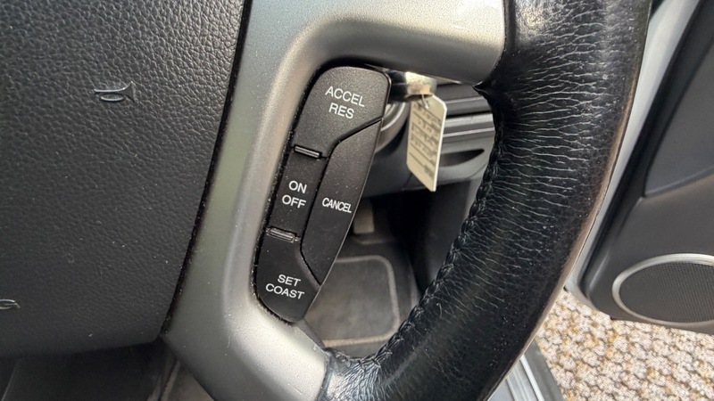 Chevrolet Captiva Ltz Silver #17
