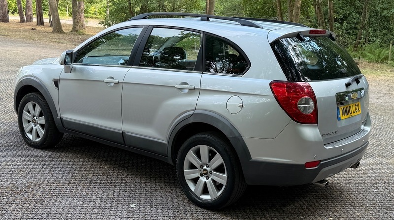 Chevrolet Captiva Ltz Silver #13