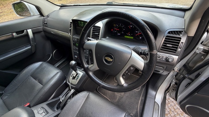 Chevrolet Captiva Ltz Silver #15