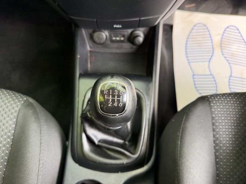 Hyundai I30 1.4 Classic Silver #23