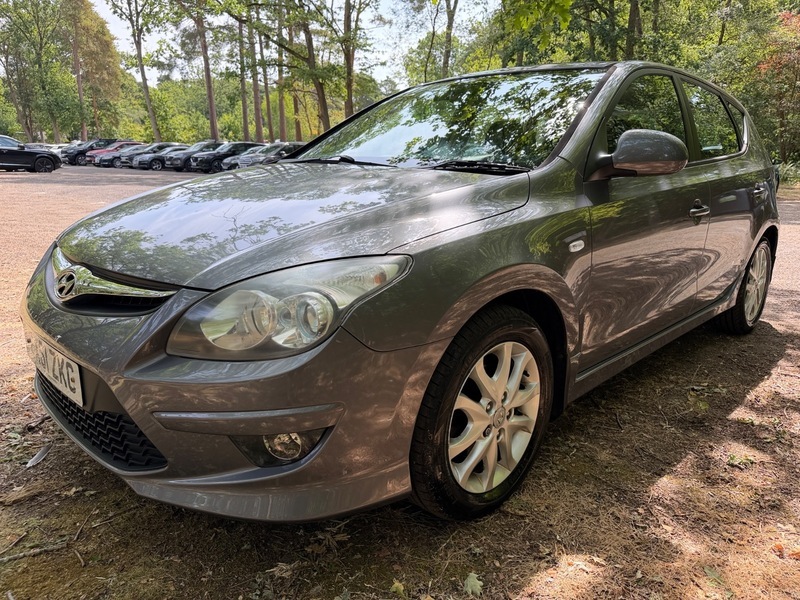 Hyundai I30 1.4 Classic Silver #7
