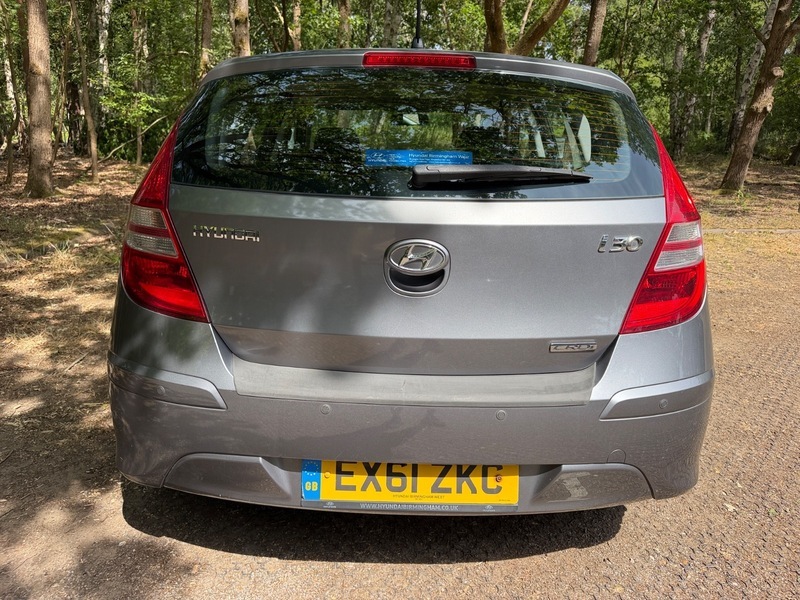 Hyundai I30 1.4 Classic Silver #10