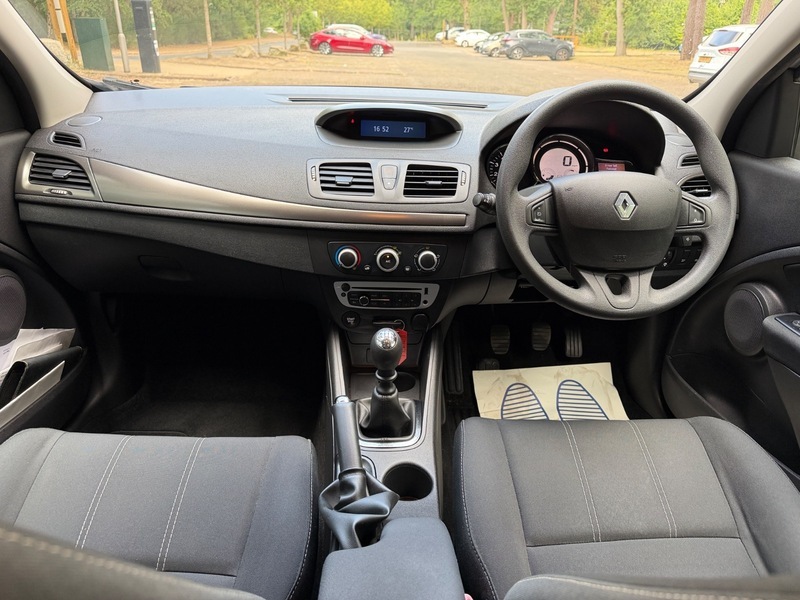 Renault Megane Expression Plus Dci Silver #2