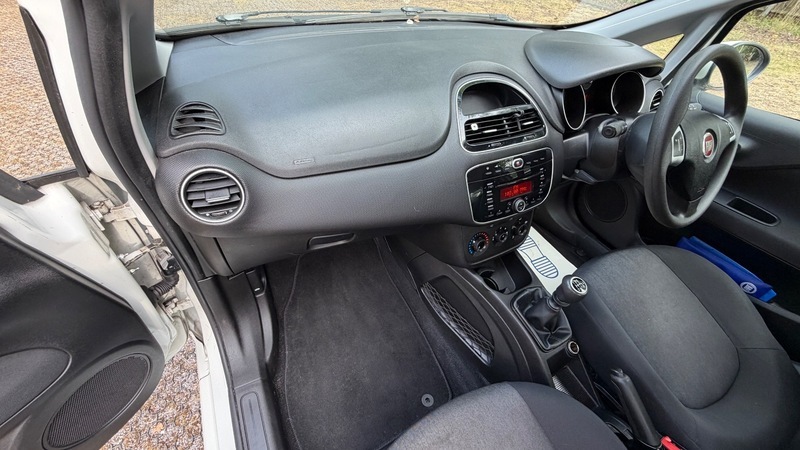 Fiat Punto 1.4 Easy #26
