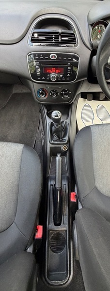 Fiat Punto 1.4 Easy #30