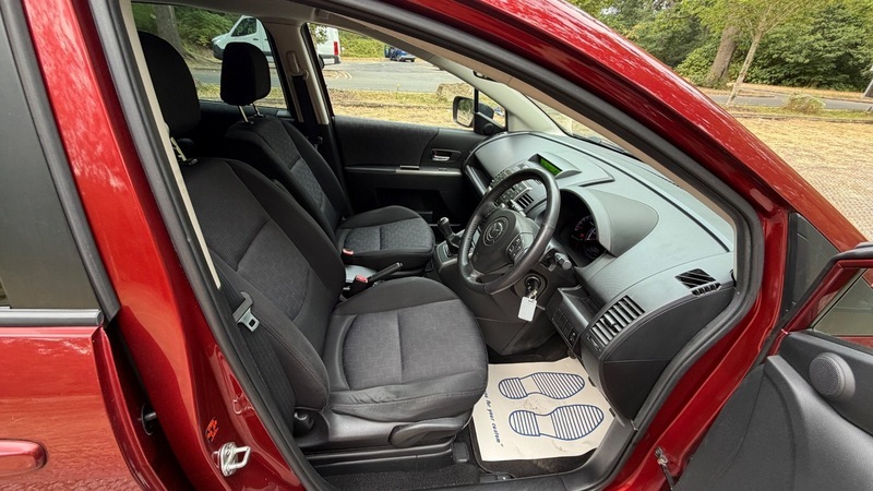 Mazda 5 Sport Red #4