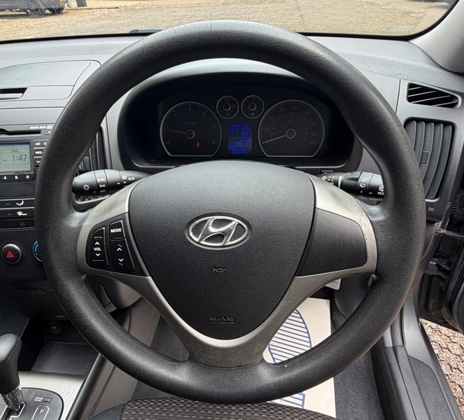 Hyundai I30 2.0 Crdi Style Grey #17