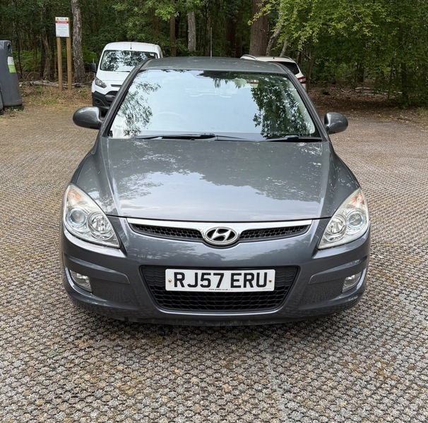 Hyundai I30 Crdi Comfort Grey #2