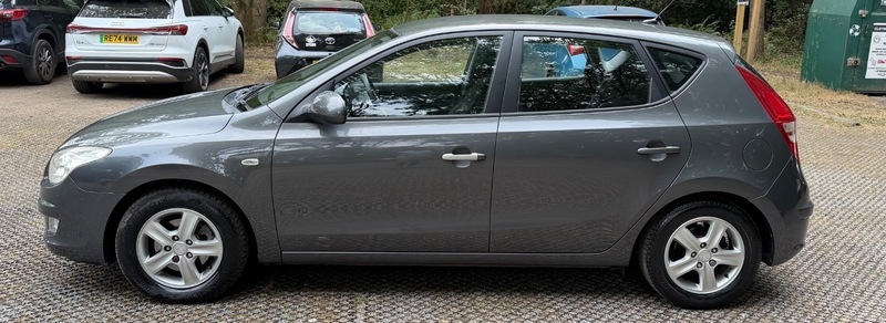 Hyundai I30 Crdi Comfort Grey #6