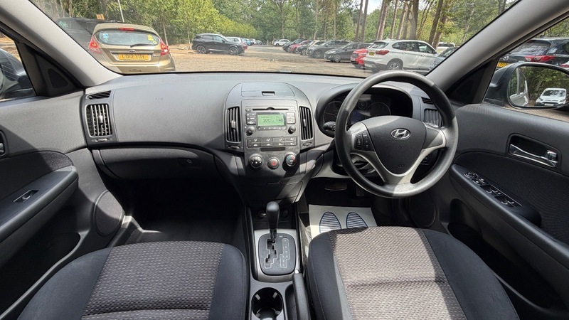 Hyundai I30 2.0 Crdi Style Grey #27