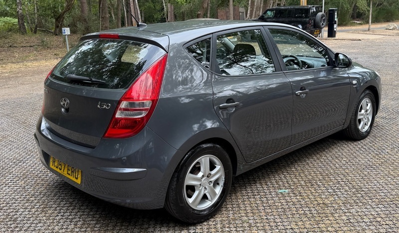 Hyundai I30 Crdi Comfort Grey #3
