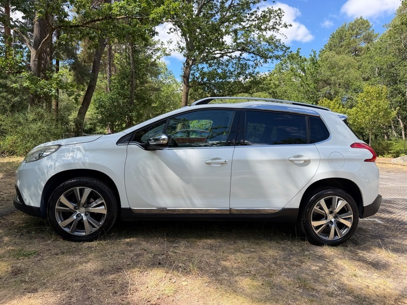 Peugeot e-2008 E-hdi Feline Mistral White #6