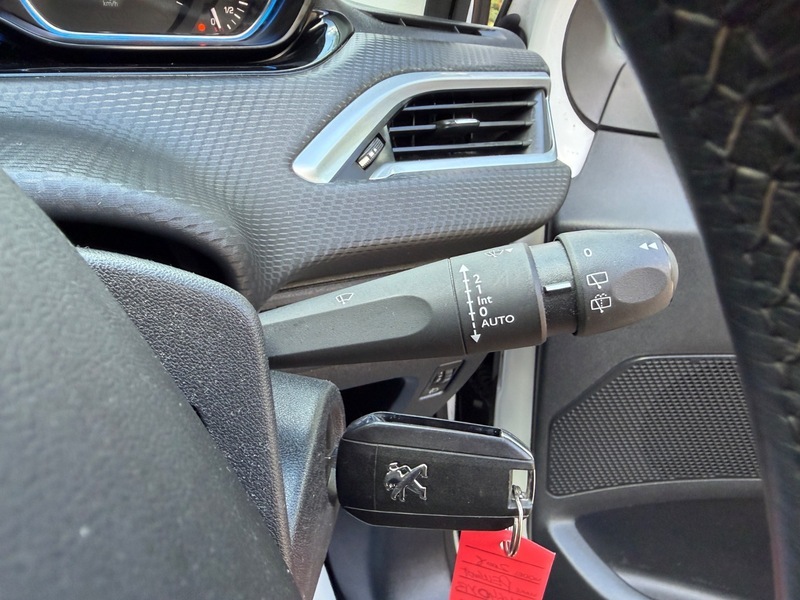 Peugeot e-2008 E-hdi Feline Mistral Grey #39