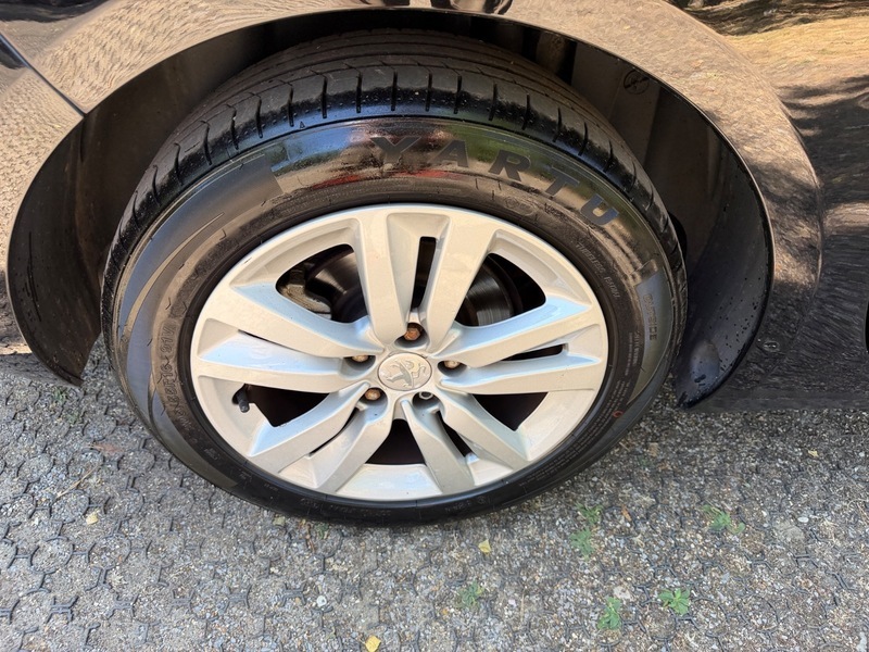 Peugeot 308 SW Active Red #48