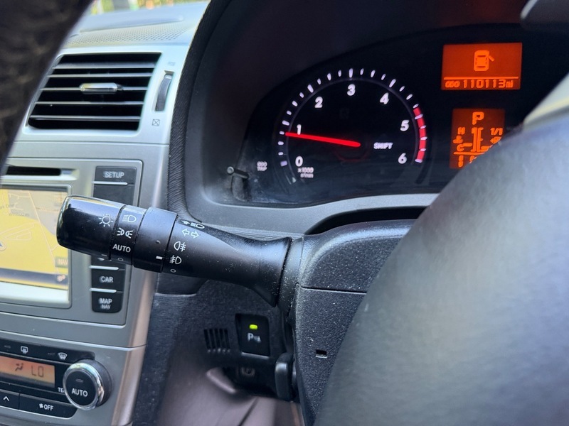 Toyota Avensis 2.0 D-4d Active With Bluetooth,cd Player,towba White #37