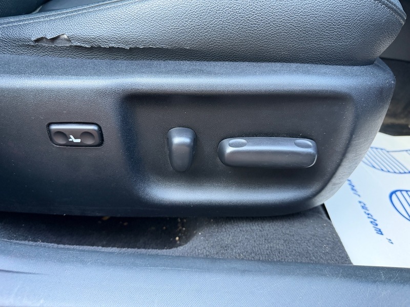 Toyota Avensis 2.0 D-4d Active With Bluetooth,cd Player,towba White #41