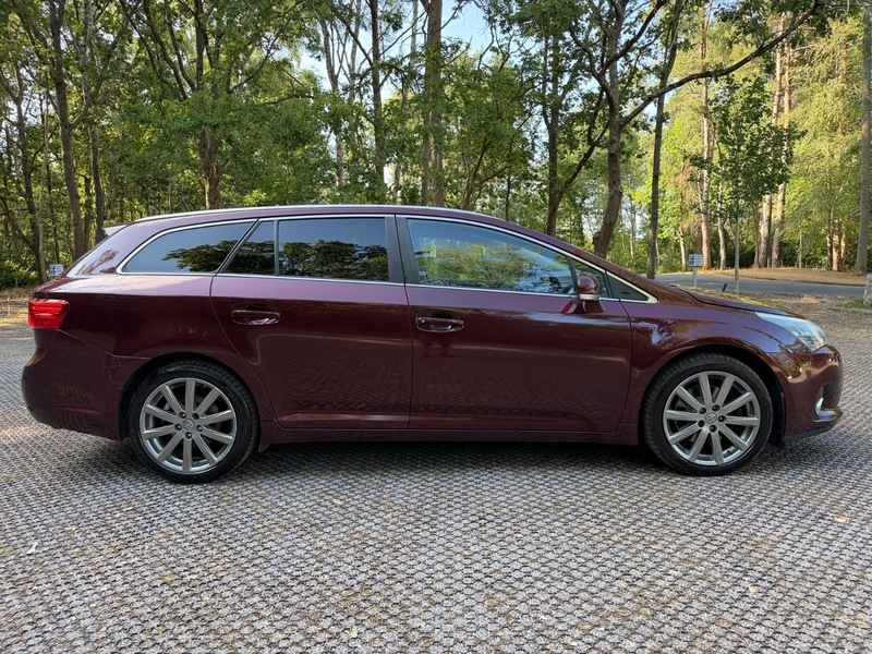 Toyota Avensis D-cat Excel Red #5