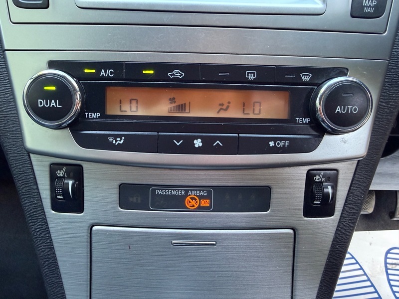 Toyota Avensis 2.0 D-4d Active With Bluetooth,cd Player,towba White #28