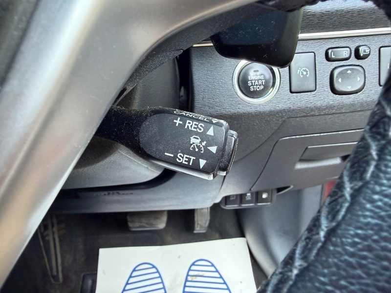 Toyota Avensis 2.0 D-4d Active With Bluetooth,cd Player,towba White #35