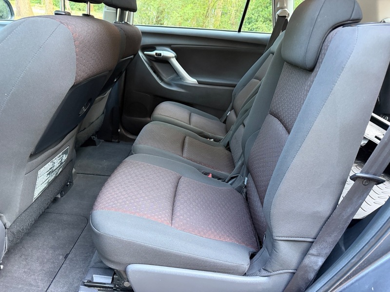 Toyota Verso D-4d Tr Mpv Black #20